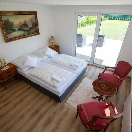 Gasthuis Louis A102 Tomasikovo